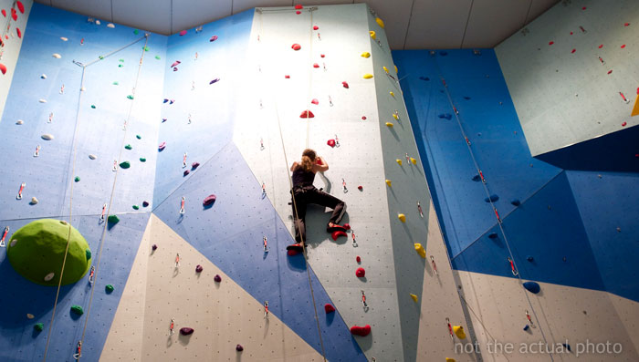 Man Gives His Girlfriend The Silent Treatment After She High-Fives A Woman At The Gym Who ‘Humiliated’ Him