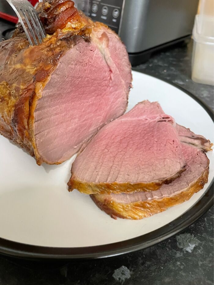 Dehydrated Roast Beef Joint, Looks Good, Tastes Good - Totally Unchewable