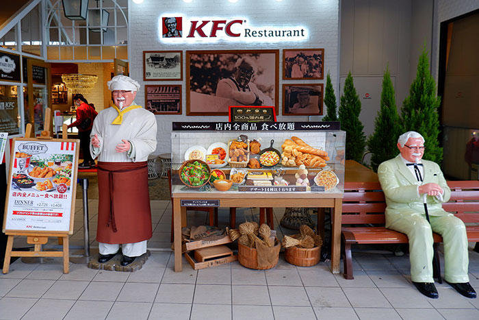 This KFC In Osaka, Has An All You Can Eat And Drink Beer Buffet