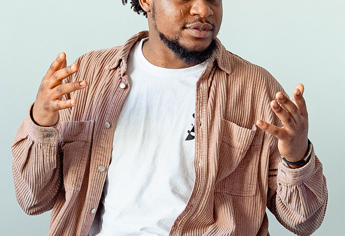 Man Asks If He Was Wrong Not To Help His Wife After She Had 'An Accident', Gets A Reality Check Man Asks If He Was Wrong Not To Help His Wife After She Had 'An Accident', Gets A Reality Check