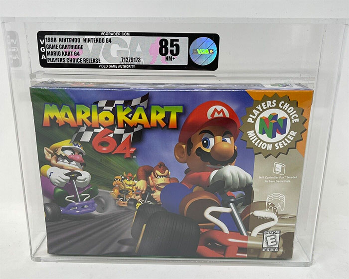 Mario Kart 64 in the box