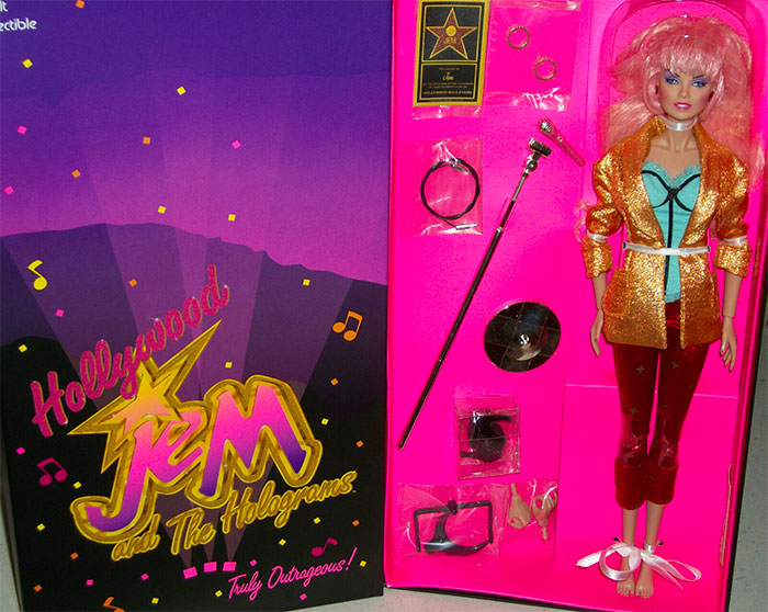 Jem And The Holograms Comic Con 80s new wave classic Hollywood doll in the box 