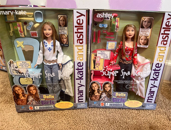 Mary Kate And Ashley Rare 2003 Super Spa Day doll set 