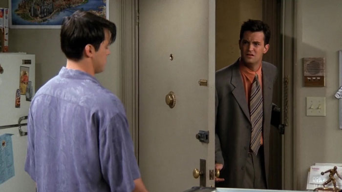 Matthew Perry in Friends door scene