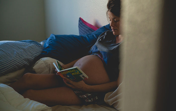 Husband Flips Out At Pregnant Wife For Borrowing His Underwear, Wife Left Confused About What's The Real Reason Husband Flips Out At Pregnant Wife For Borrowing His Underwear, Wife Left Confused About What's The Real Reason