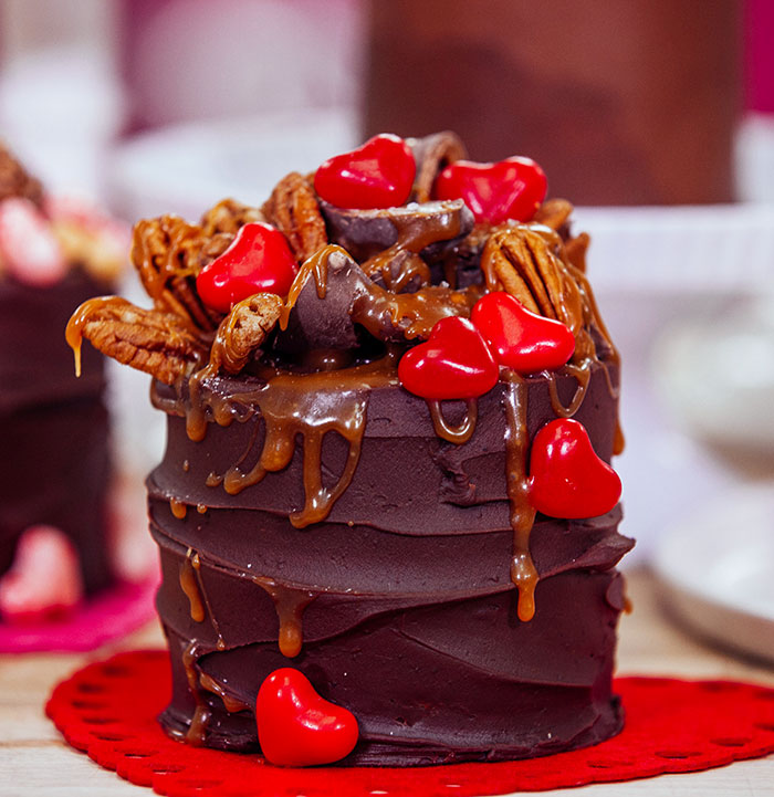 Mini Valentine's Day Ganache Cake