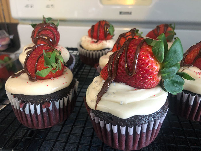 My Vegan Valentine's Day Cupcakes I Will Be Eating Alone