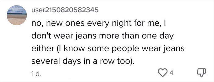 Woman Sparks Heated Discussion By Admitting She Doesn’t Wash Pajamas After Every Wear Woman Sparks Heated Discussion By Admitting She Doesn’t Wash Pajamas After Every Wear