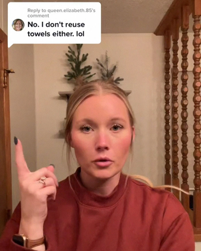 Woman Sparks Heated Discussion By Admitting She Doesn’t Wash Pajamas After Every Wear Woman Sparks Heated Discussion By Admitting She Doesn’t Wash Pajamas After Every Wear
