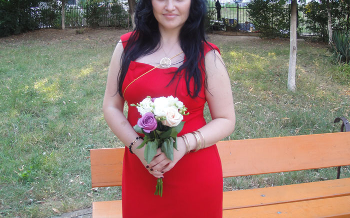 Woman Wonders “AITA For Refusing To Be My Sister’s MOH Because She’s Marrying My Ex?” Woman Wonders “AITA For Refusing To Be My Sister’s MOH Because She’s Marrying My Ex?”