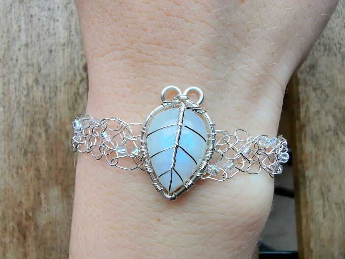 I Use Wire Instead Of Yarn To Crochet (11 Pics)