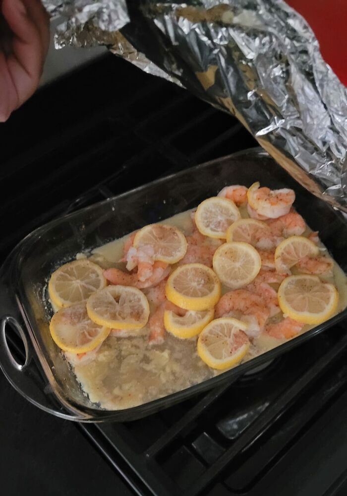The "This Is Why I Don't Do Potlucks" Facebook Group Shares The Worst Dishes Someone Had The Audacity To Serve (40 New Pics)