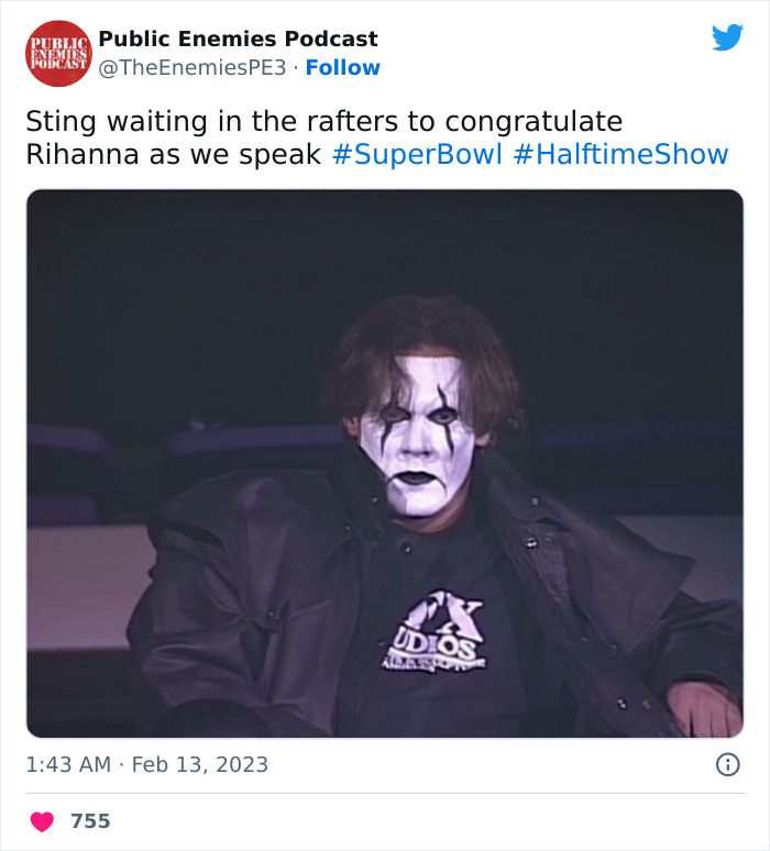 Super-Bowl-Reactions-Rihanna