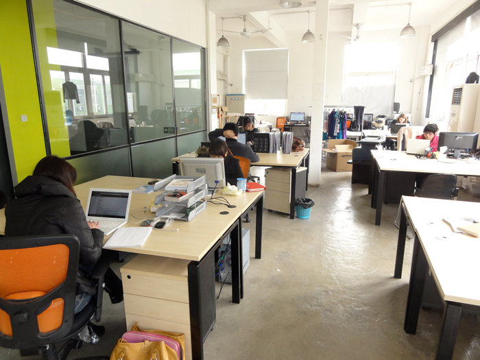 People Are Shocked After Reading How This Workplace Thought Discussing Childhood Traumas Was A Good Team-Building Exercise People Are Shocked After Reading How This Workplace Thought Discussing Childhood Traumas Was A Good Team-Building Exercise