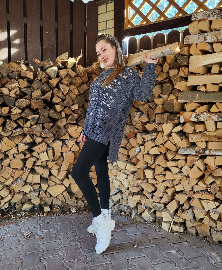 Hello, Dear Friends, I Love To Crochet, Knit, Fork And Just With My Hands... I Love The Process Of Creating My Creations. I Have A New Sweater Pattern Ready With Cute Skulls.