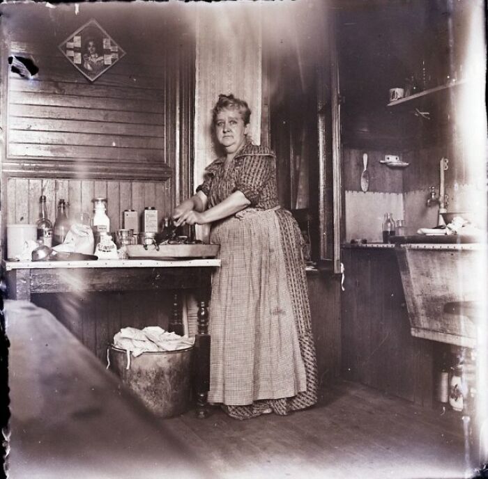 Preparando la comida, 1915 