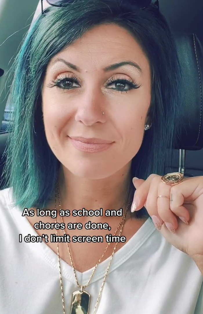 TikTok Mom Provokes Online Debate After Explaining Why She Prohibits Her Kids From Going To Sleepovers TikTok Mom Provokes Online Debate After Explaining Why She Prohibits Her Kids From Going To Sleepovers