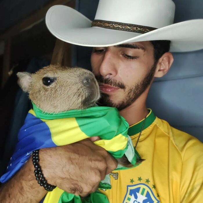 This Man From Brazil Who Lives On A Farm Shares A Beautiful Bond With A Rescued Capybara
