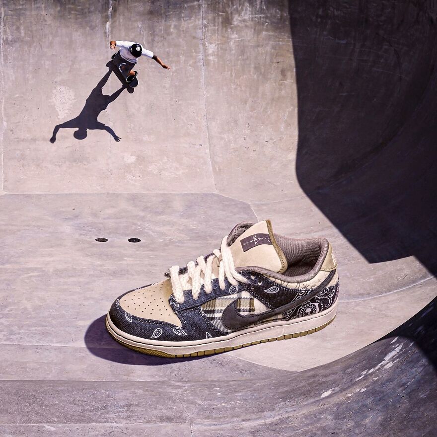 Meet The Surreal World Of Giant Sneakers By Costa Rican Artist Carlos Jiménez Varela (81 Pics)