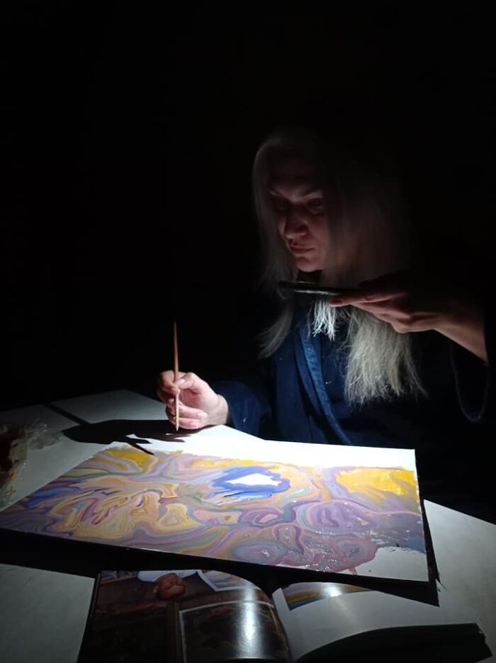 I Paint My Art In The Dark Amid Difficult Times In Ukraine