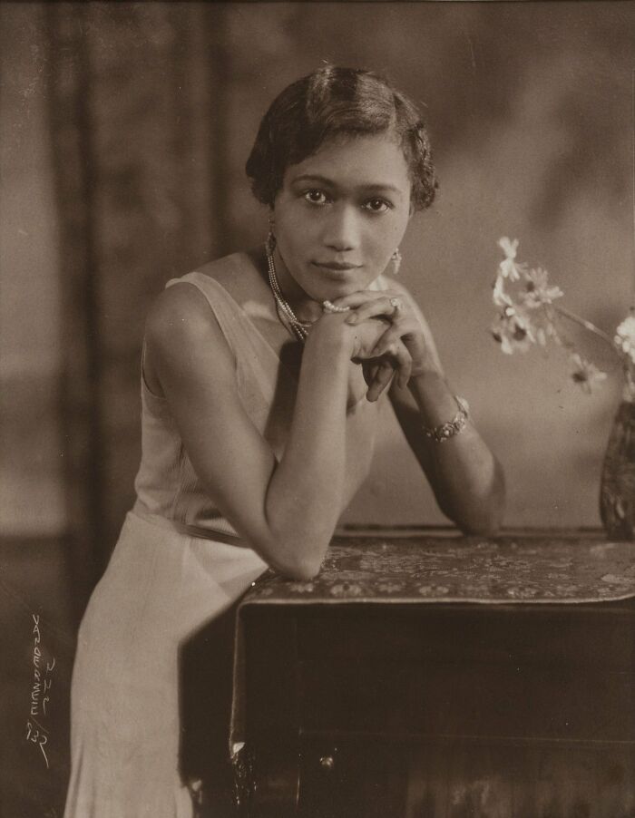 Retrato de una mujer en 1932. Por James Van Der Zee 