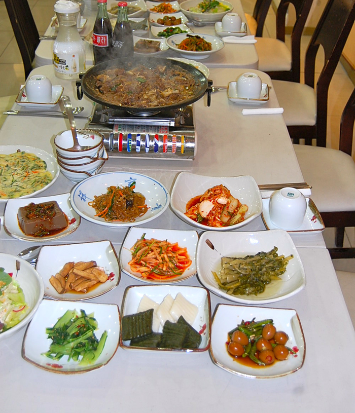 Med Students Are Told To Skip Lunchtime By Teaching Staff, Make Joint Decision Not To Follow These Demands, Get Reported To The Dean Med Students Are Told To Skip Lunchtime By Teaching Staff, Make Joint Decision Not To Follow These Demands, Get Reported To The Dean