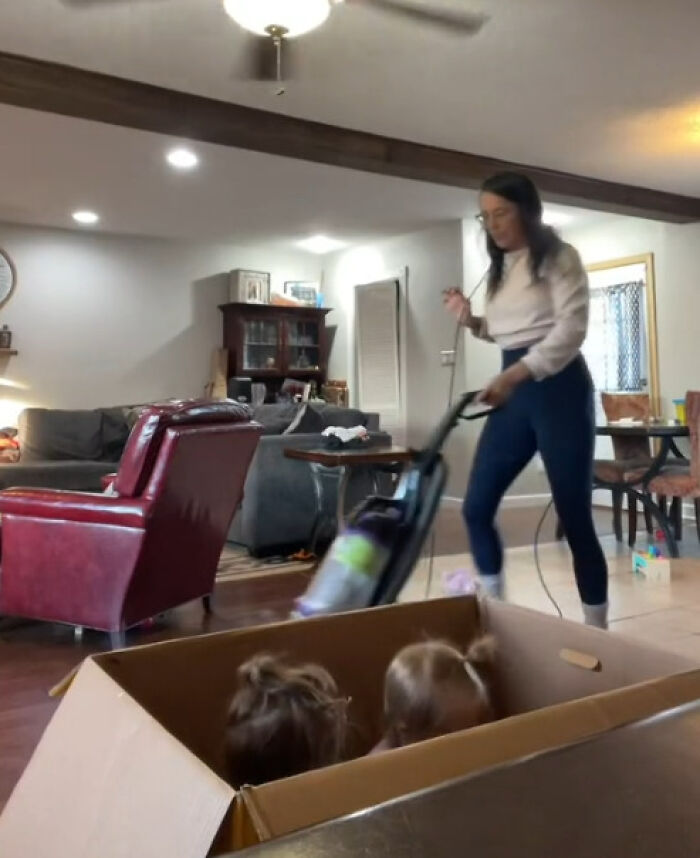 The Internet Can't Decide If This Mom's Parenting Hack Is Genius Or Cruel The Internet Can't Decide If This Mom's Parenting Hack Is Genius Or Cruel
