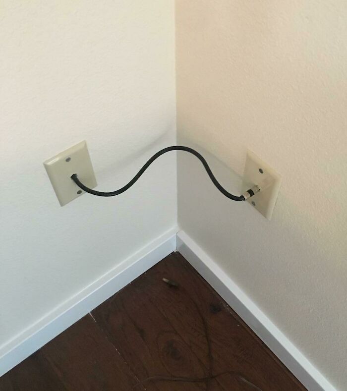 Xfinity vino e instaló el cableado en una habitación nueva. Así es como lo hicieron