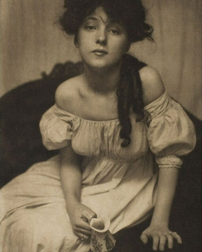 Gertrude Käsebier (1852-1934), Miss N (Portrait Of Evelyn Nesbit) - 1903