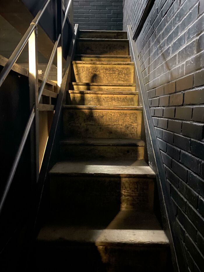 The Extremely Uneven Stairs Used To Reinforce Firefighters Proper Procedure