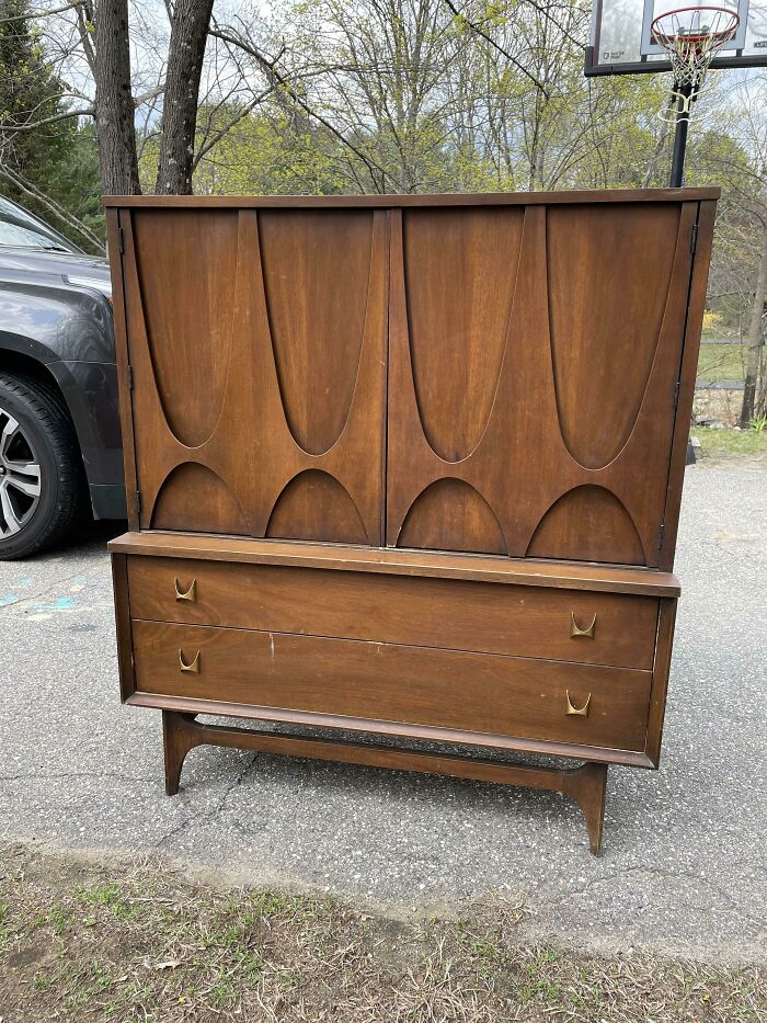 Just Look At My Free Roadside Find Today!