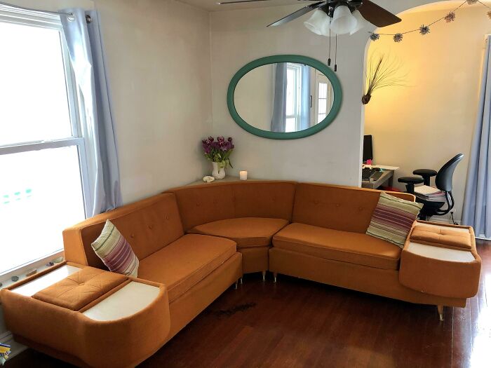 My Boyfriend Found This Vintage Sofa On Facebook Marketplace For $100 - We Were The Second Party To Inquire But Luckily The First People Never Showed Up To Pick It Up! We Deep Cleaned It And Restuffed The Seat Cushions. Crossposted On R/Thriftstorehauls :)