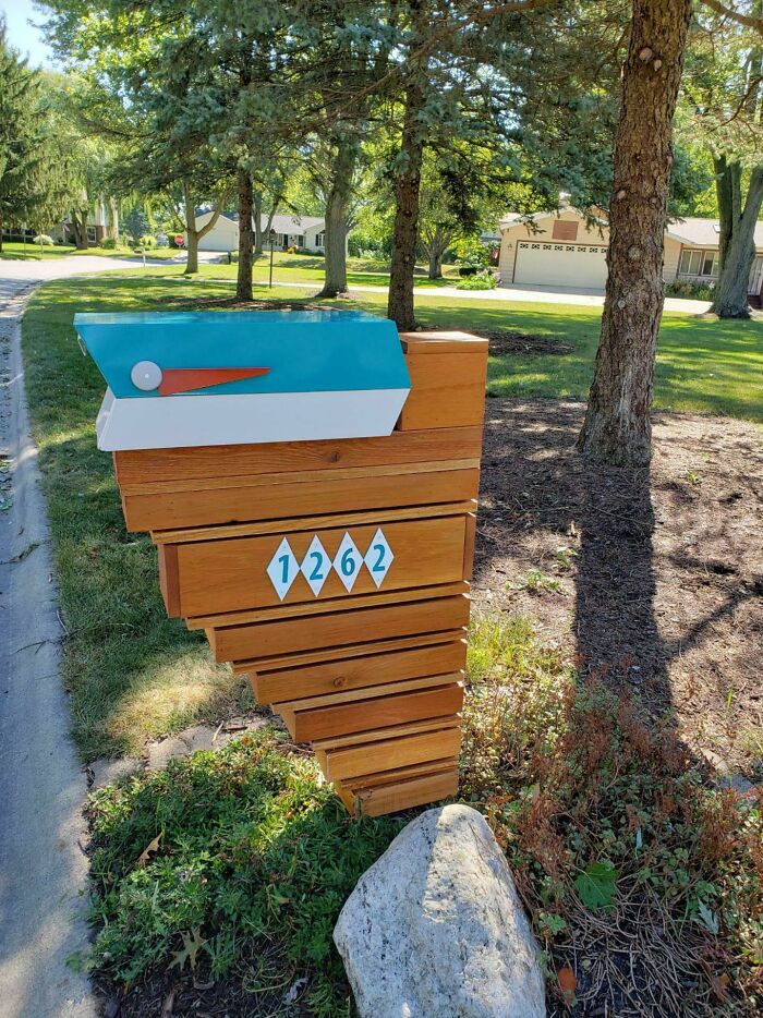 Hubby Upgraded Our Mail Box