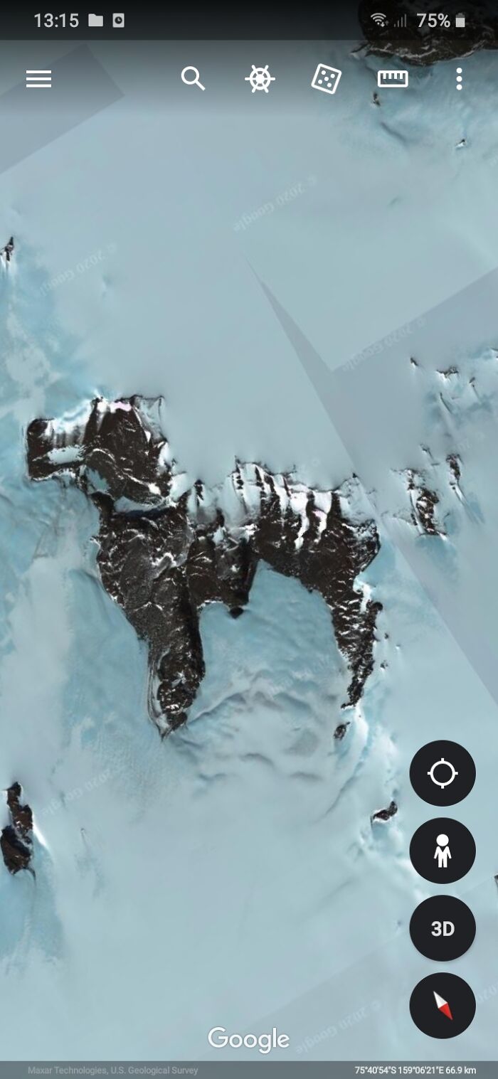 Esta montaña con forma de perro en la Antártida