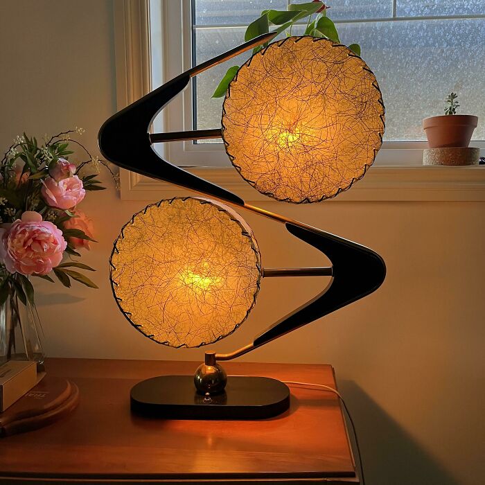 I’m On A Mid Century Roll! 2 Weeks Ago I Found A Starburst Clock And Today This Gorgeous Table Lamp!