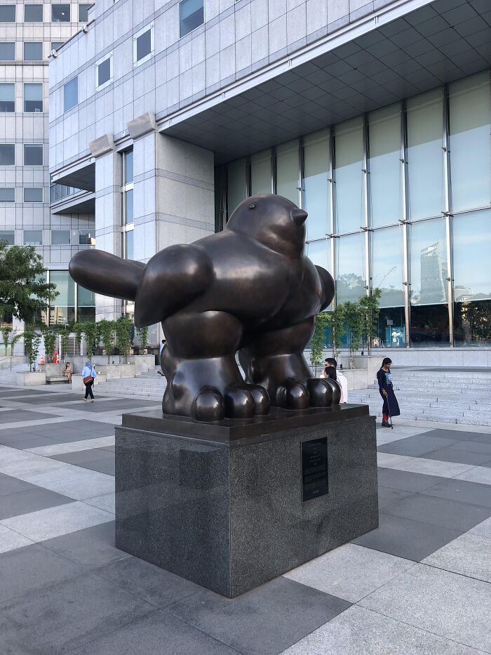 This Pigeon Statue In Singapore