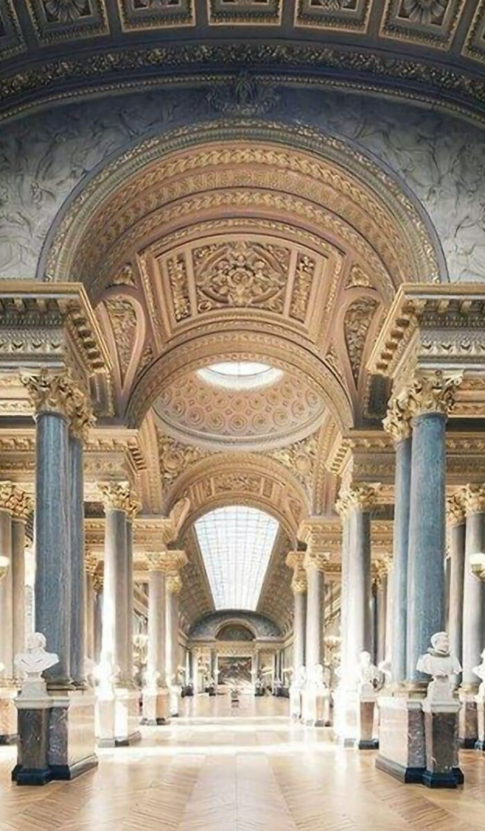 Architecture And Geometry Make Me Feel Like I Have My Life Together, Also The Spacious Calmness