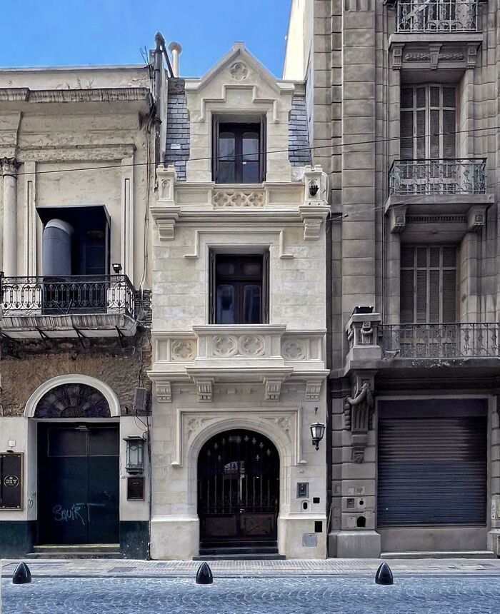 A Small House In Buenos Aires, Argentina
