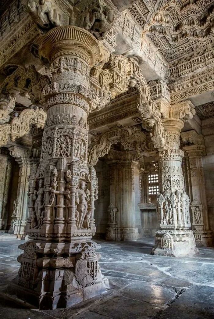 Sahasra Bahu Temple, A 1100 Year Old Temple In India