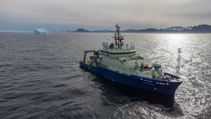 I Spend Most Of My Year At Sea Working On A Research Ship, We Get To See Some Pretty Cool Sights