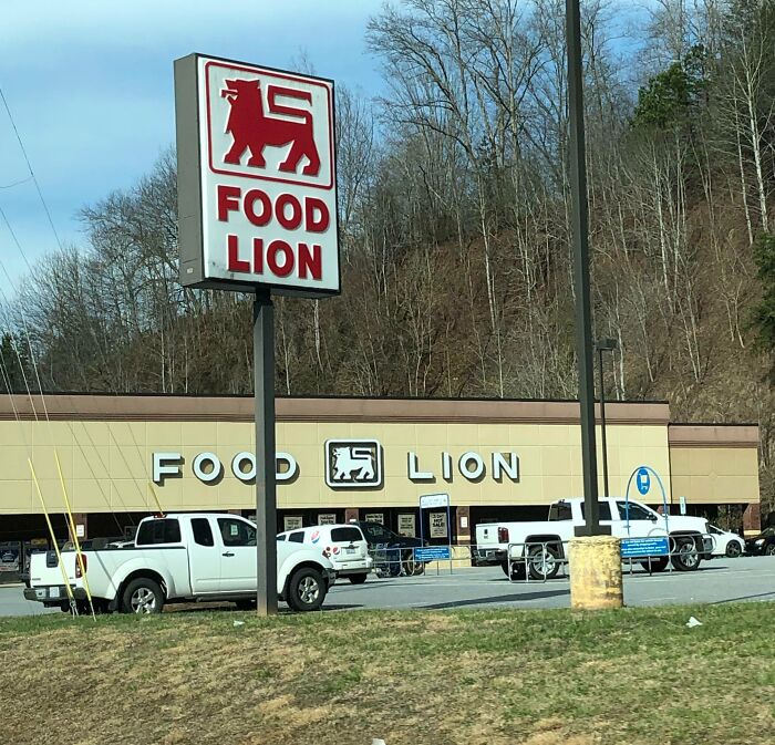 Red Food Lion