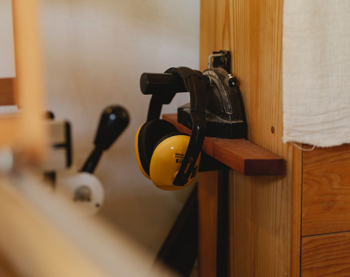 Woman Can’t Bear The Extreme Noise Her Neighbor’s Toddler Makes, Asks Online If She Should File Yet Another Complaint That Might Lead To Eviction Woman Can’t Bear The Extreme Noise Her Neighbor’s Toddler Makes, Asks Online If She Should File Yet Another Complaint That Might Lead To Eviction