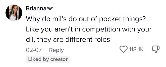 Bride Livid MIL Shows Up In A Near-Identical Wedding Gown And Starts Gaslighting Her Bride Livid MIL Shows Up In A Near-Identical Wedding Gown And Starts Gaslighting Her