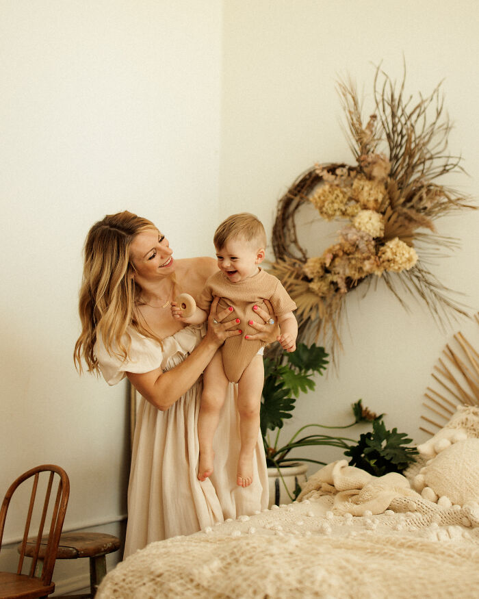 I Photograph Mothers And Babies (10 Pics)