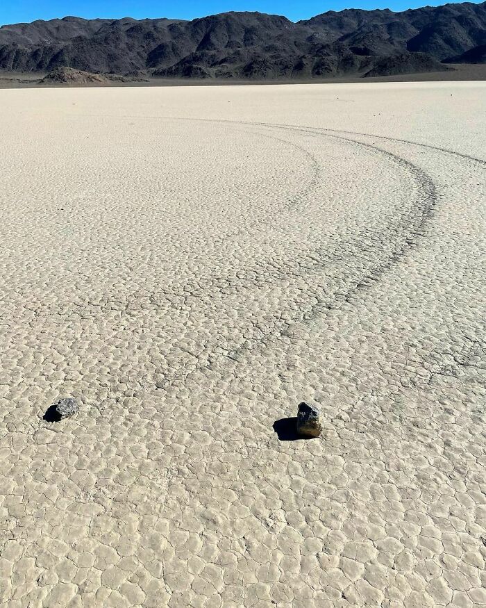 Sailing Stones, USA