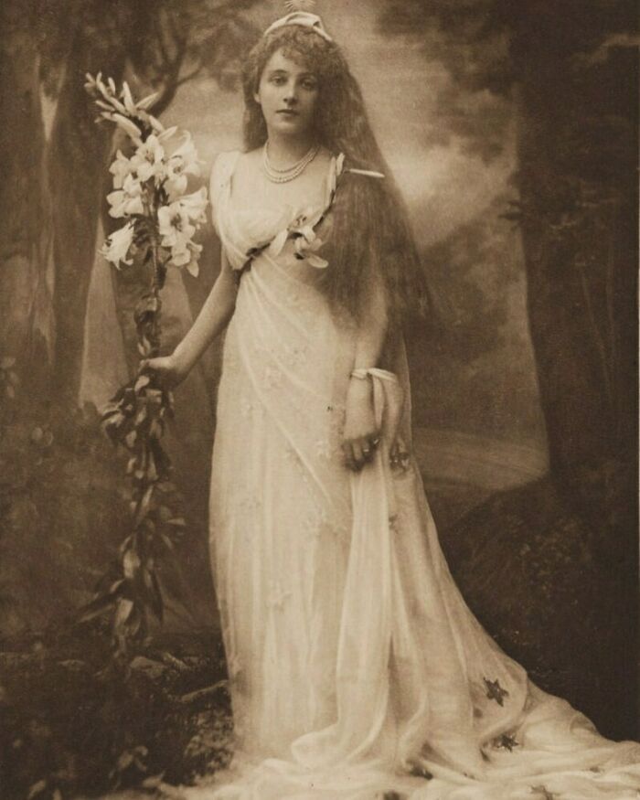 Susannah Graham Menzies (Née Wilson, Later Lady Holford) As Titania, Queen Of The Fairies, By Alice Hughes, Photogravure, 1897