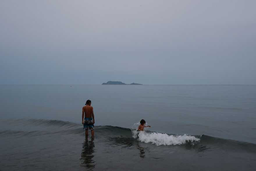 I Love Catching Moments In 'The City Of Gentle People'; Here Are 36 Of My Favourites So Far...
by Hersley Casero