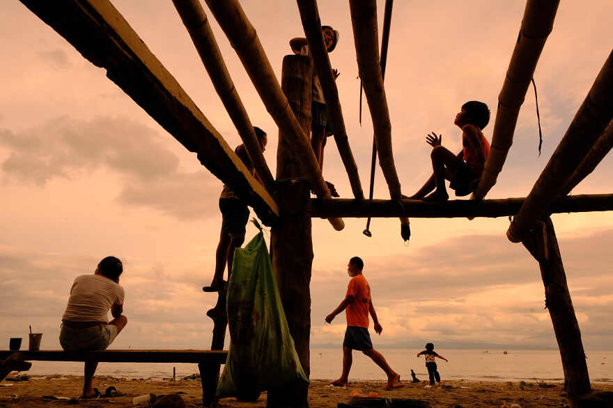 I Love Catching Moments In 'The City Of Gentle People'; Here Are 36 Of My Favourites So Far...
by Hersley Casero