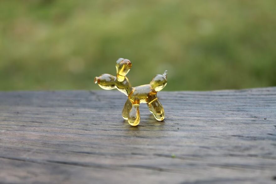 I Make Glass Balloon Dog Figurines (16 Pics)