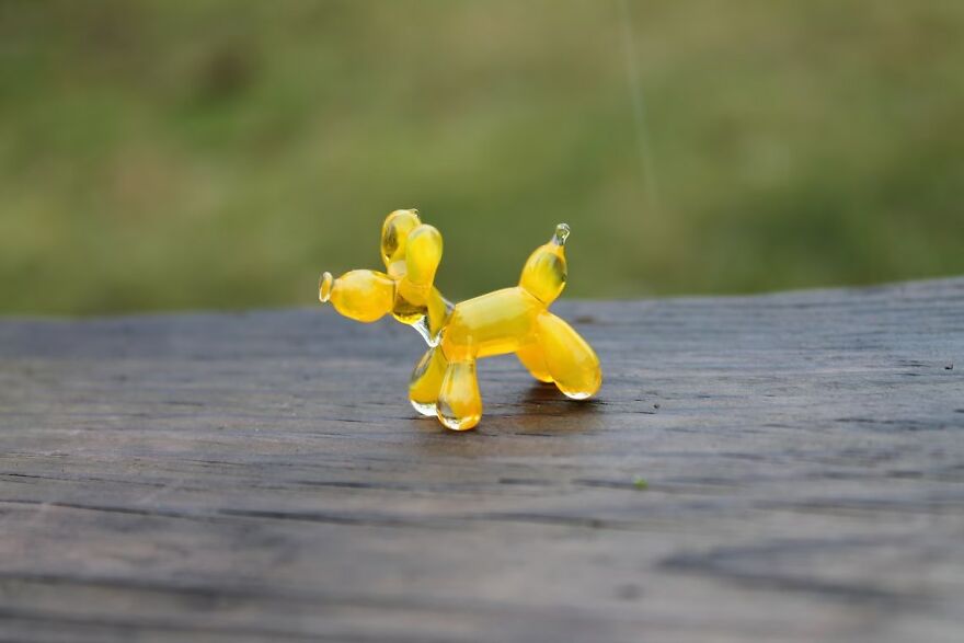 I Make Glass Balloon Dog Figurines (16 Pics)